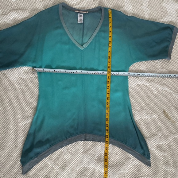 V-Neckline silk, cotton/modal trims Aqua ombré/grey! Lightweight, short sleeves - Picture 11 of 12